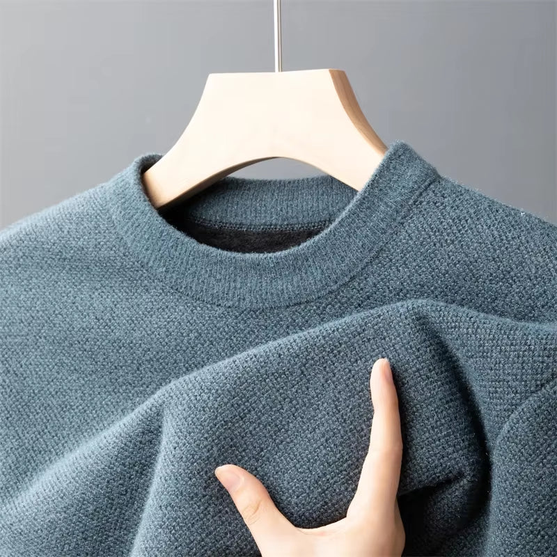 New Men's Casual Pullover Fashion Sweater Autumn and Winter Warm Top